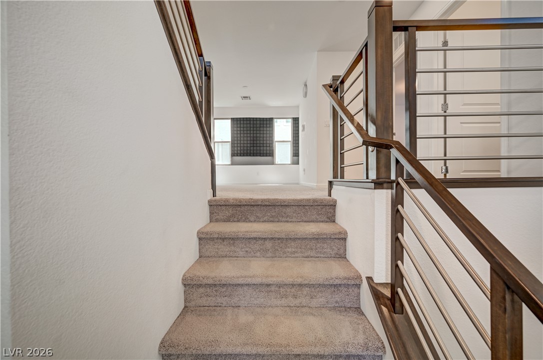 7760 Misty Oaks Avenue Property Photo 7