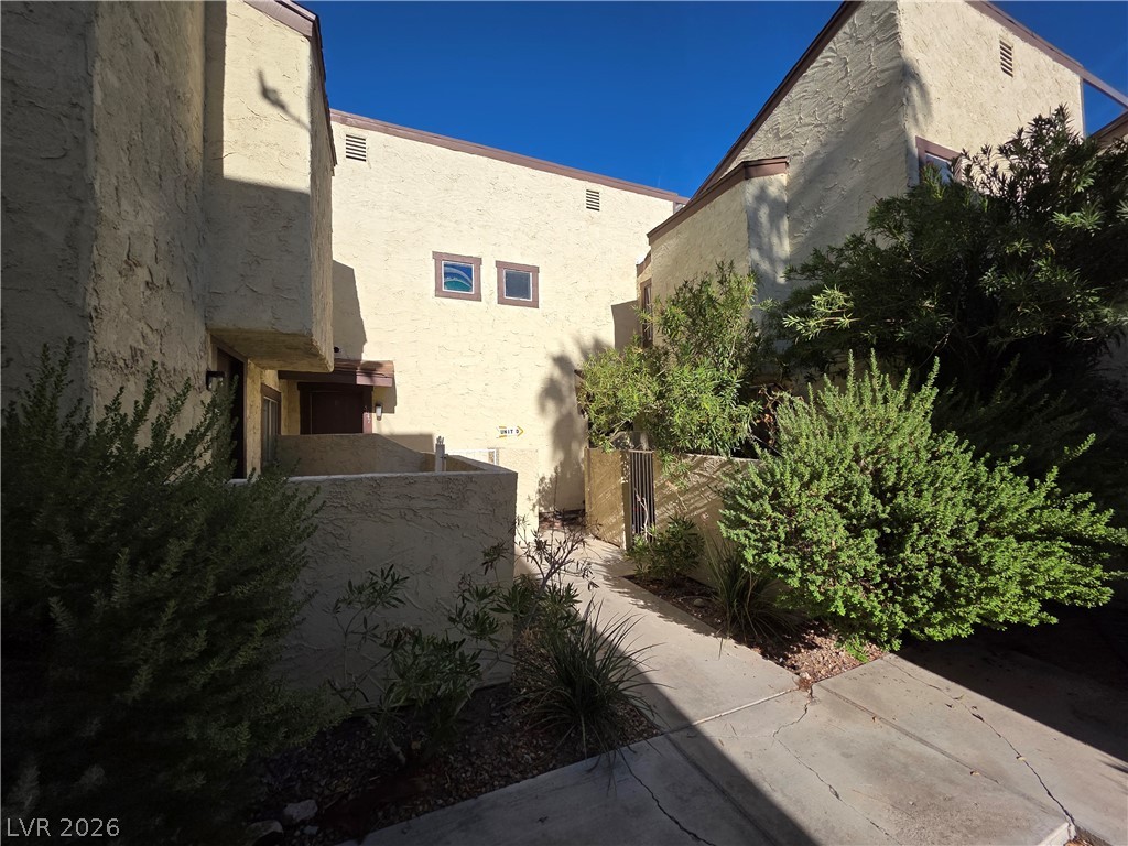 5049 Spencer Street D Property Photo 5
