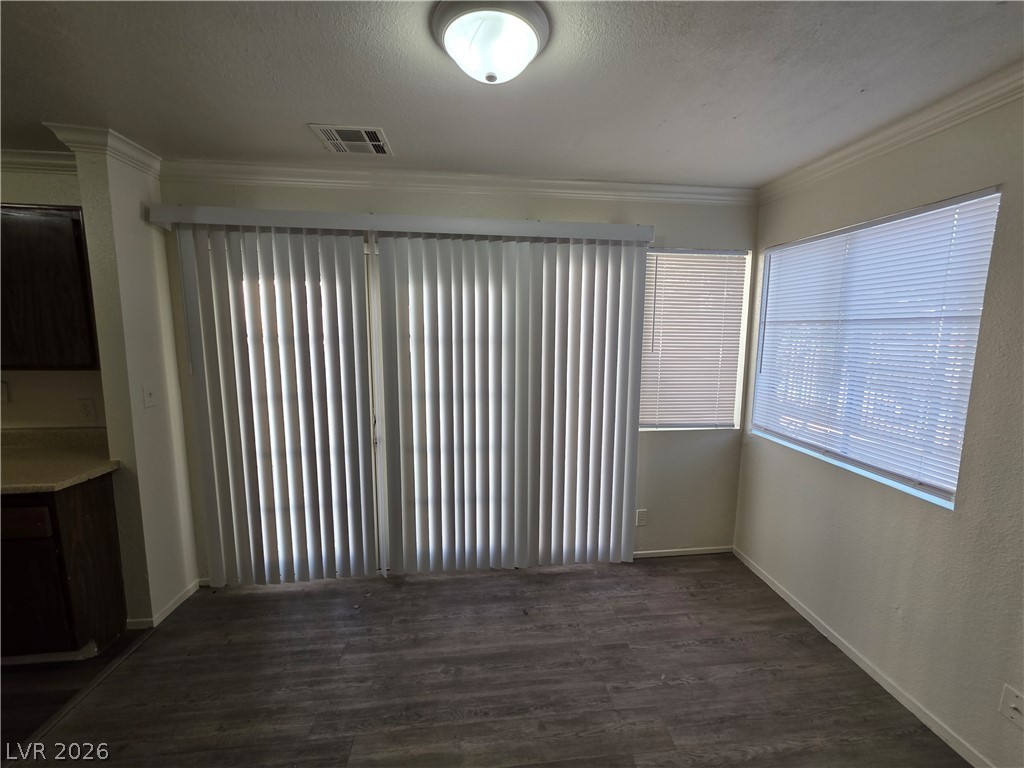 5049 Spencer Street D Property Photo 28