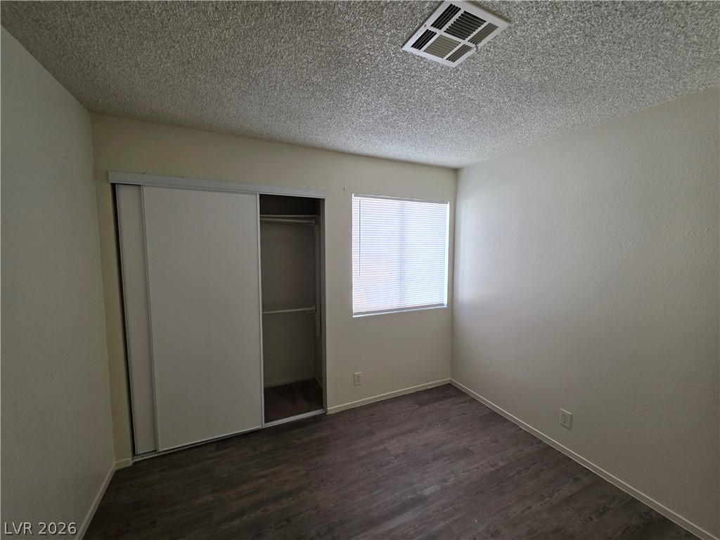 5049 Spencer Street D Property Photo 51