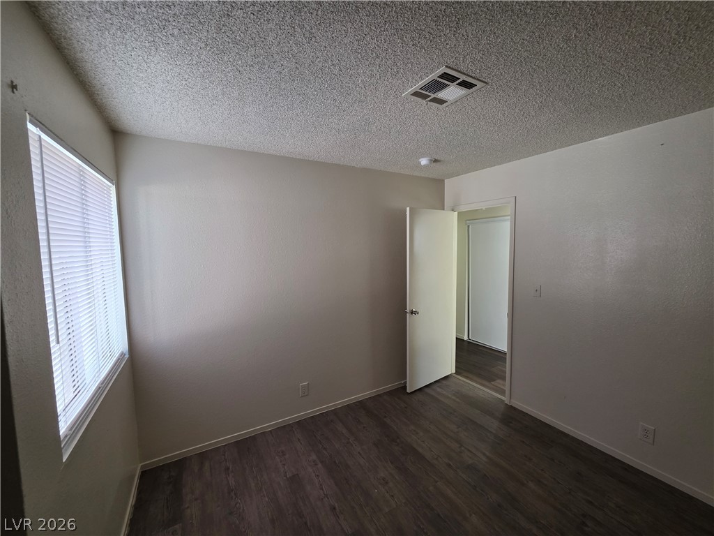 5049 Spencer Street D Property Photo 54