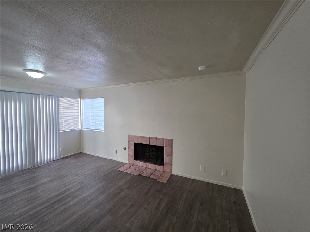 5049 Spencer Street D Property Photo 65