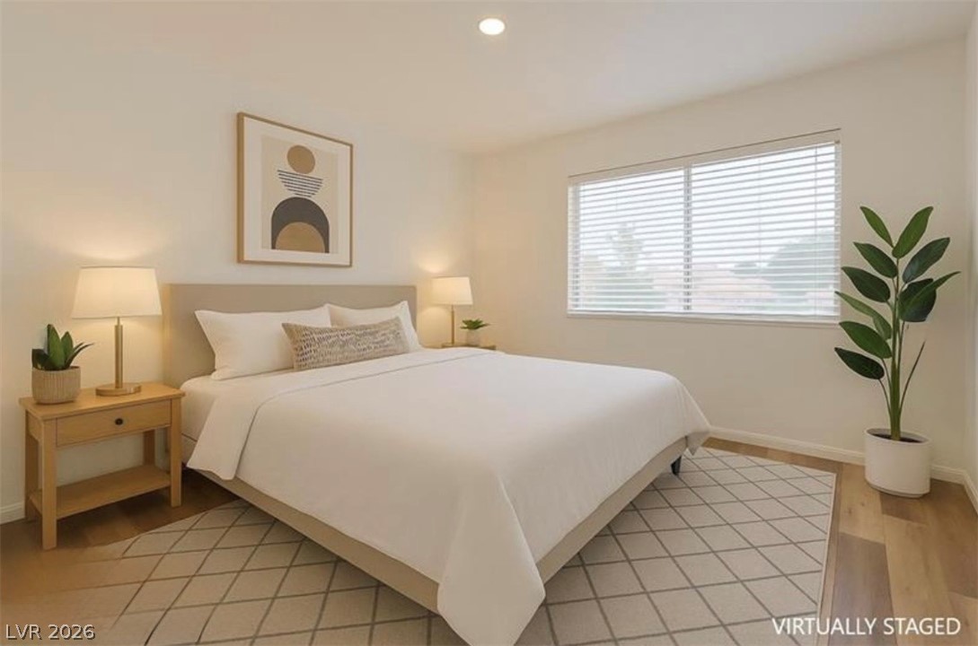 8404 Shore Breeze Drive Property Photo 14