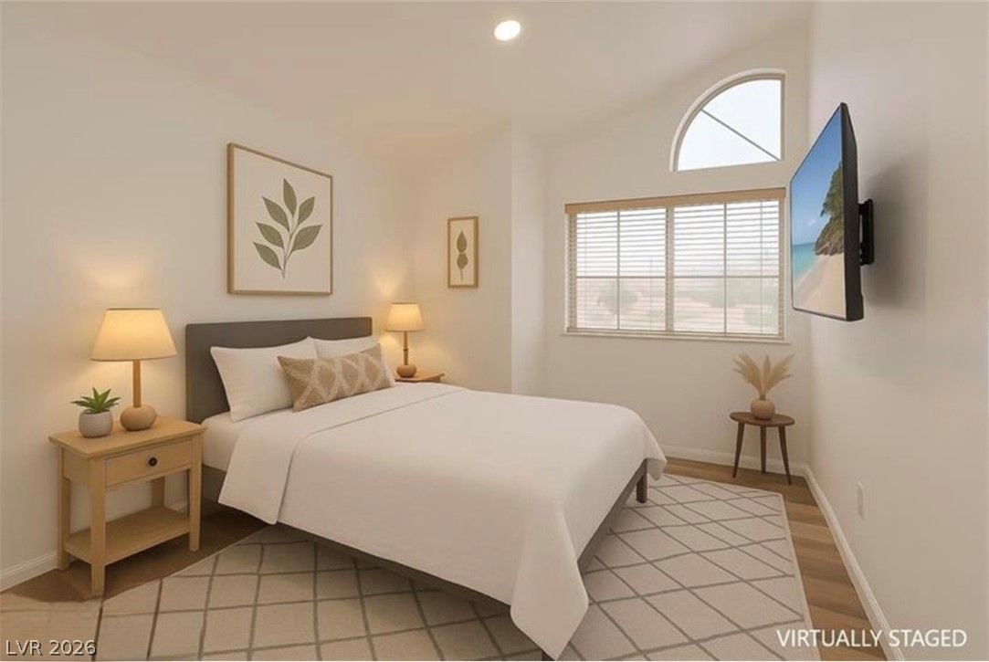 8404 Shore Breeze Drive Property Photo 19