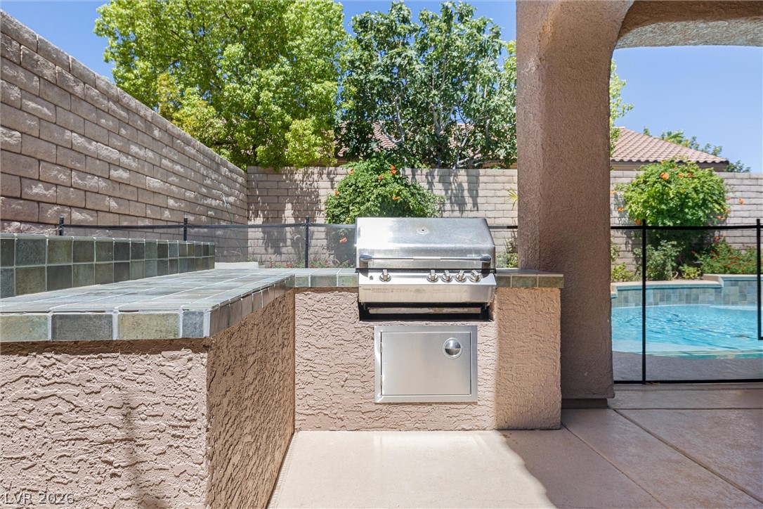 816 Colina Alta Place Property Photo 21