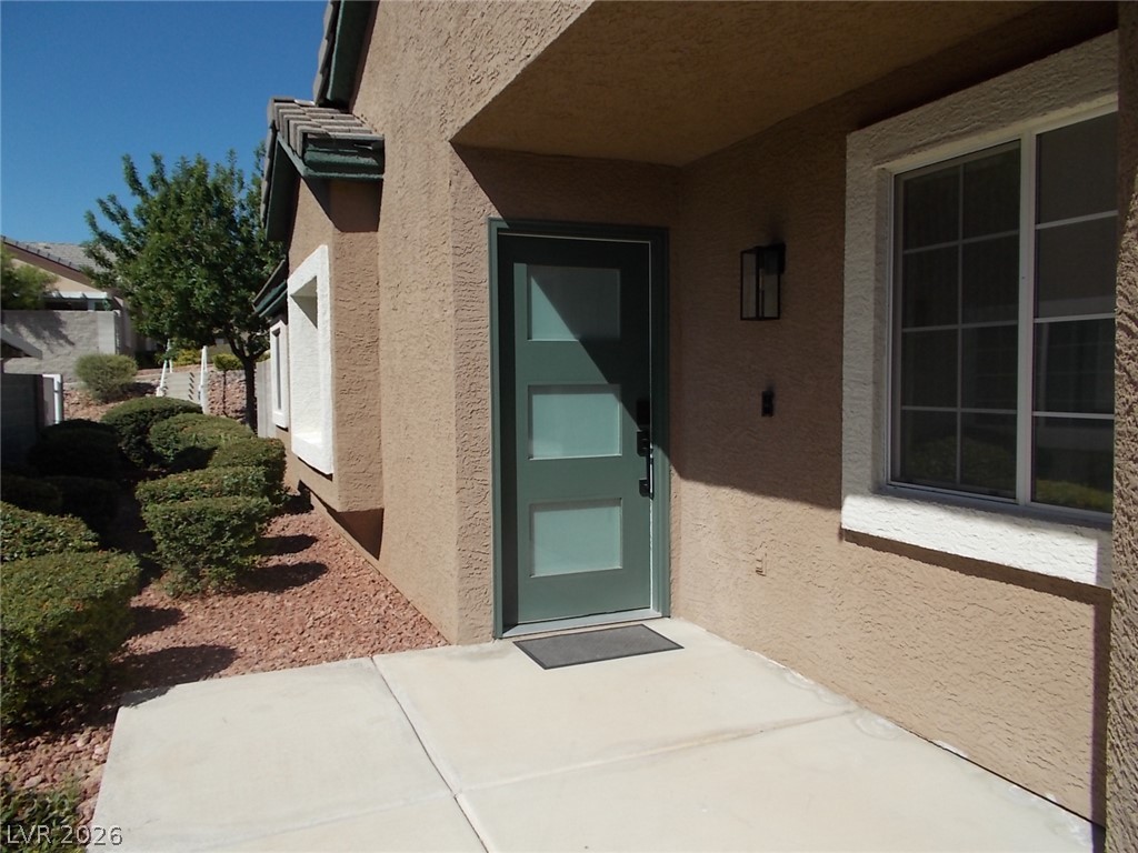 519 Crimson View Place Property Photo 2