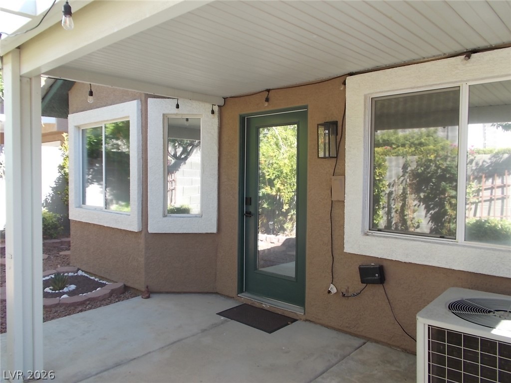 519 Crimson View Place Property Photo 26