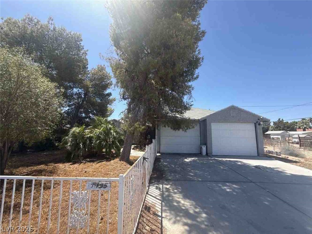 1495 Betty Lane Property Photo 1