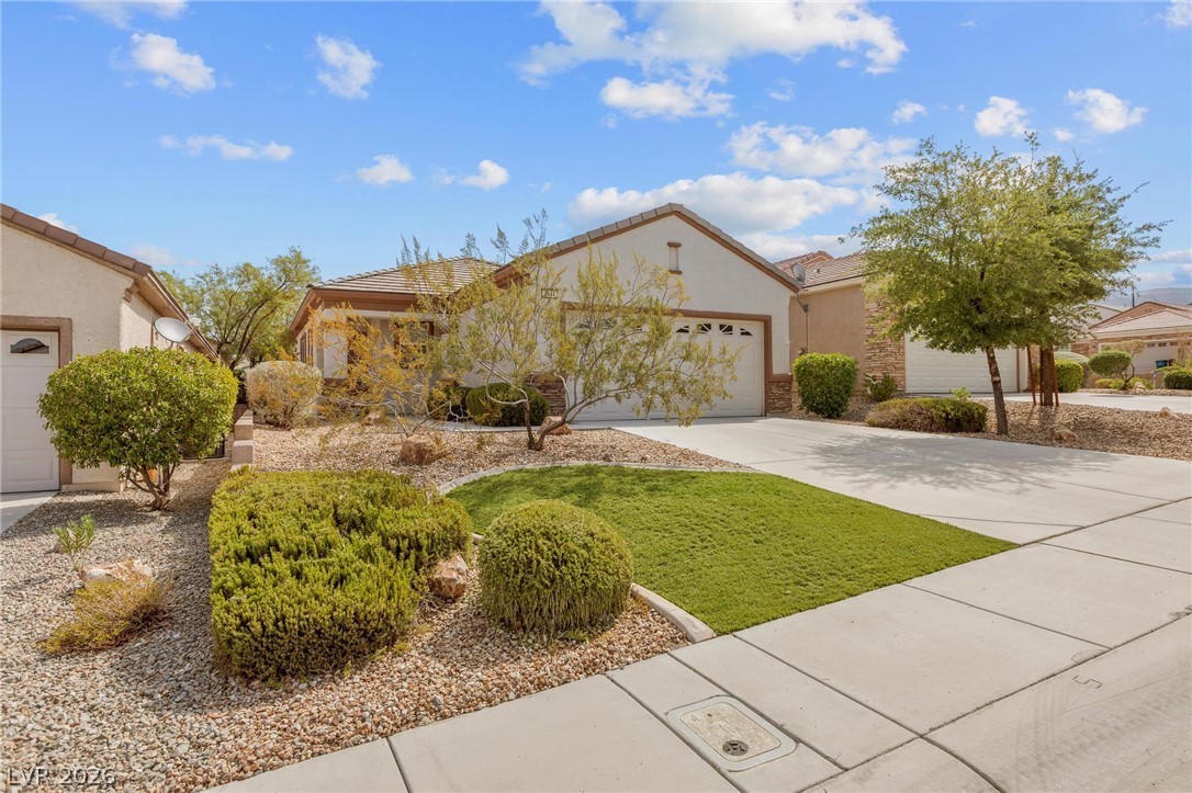 2544 Sirius Star Street Property Photo 2