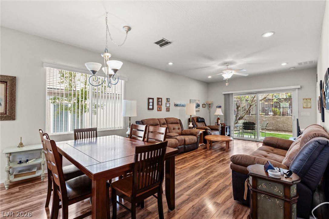 2544 Sirius Star Street Property Photo 4