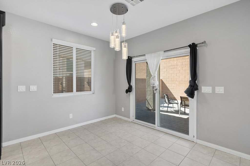 364 Free Fall Avenue Property Photo 11