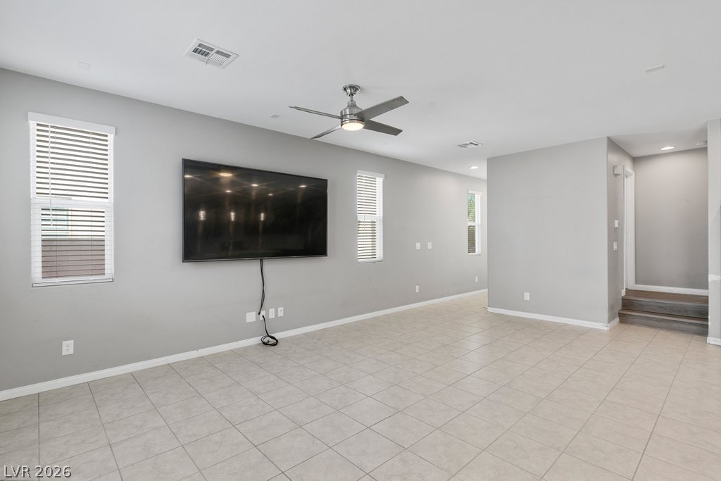 364 Free Fall Avenue Property Photo 12