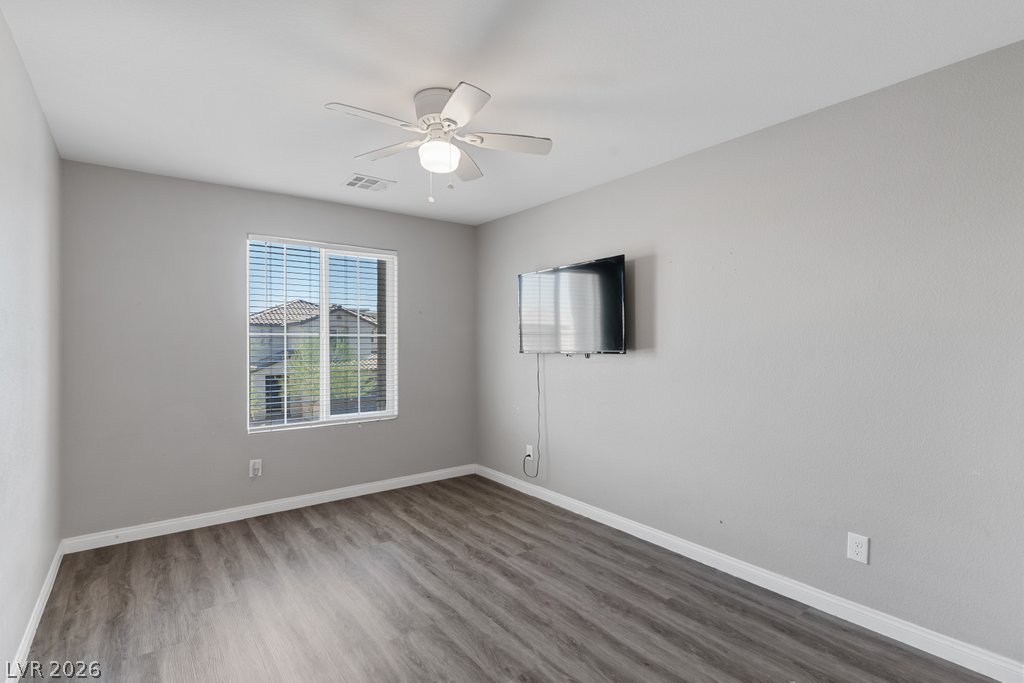 364 Free Fall Avenue Property Photo 25