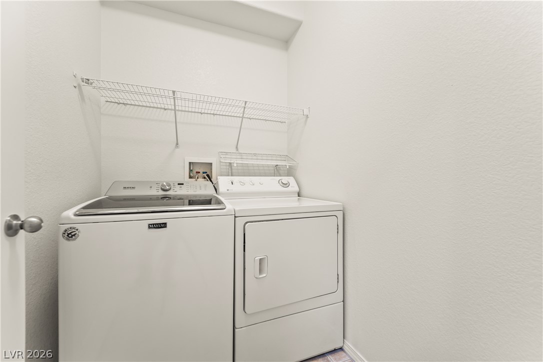 10291 Garden State Drive Property Photo 8