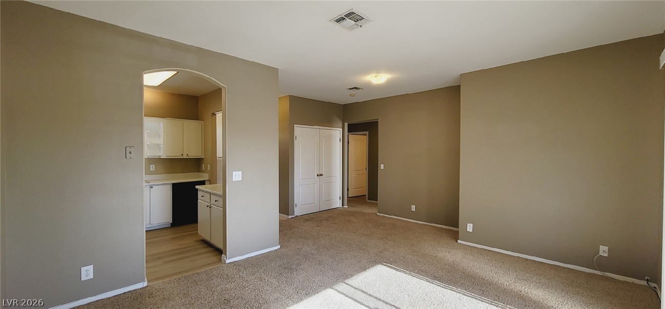 1900 North Torrey Pines Drive 203 Property Photo 4