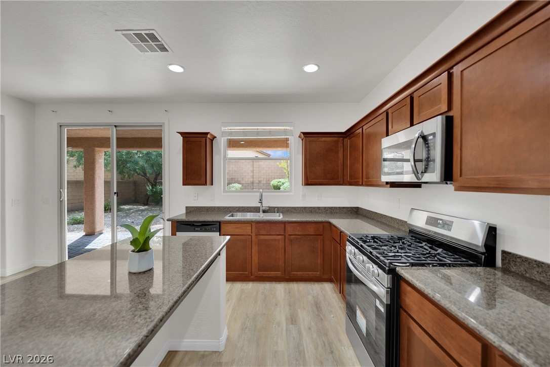 771 White Dogwood Court Property Photo 4
