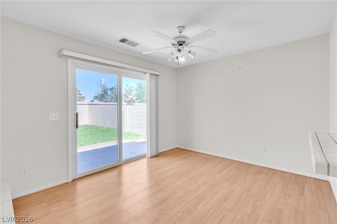 650 Ribbon Grass Avenue Property Photo 10