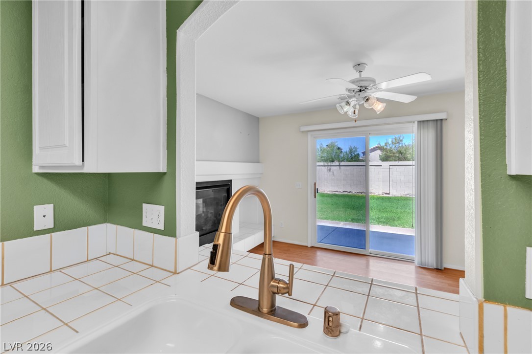 650 Ribbon Grass Avenue Property Photo 15