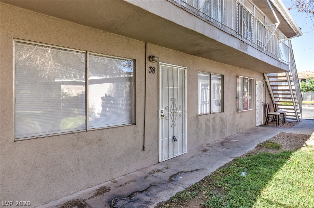 304 Orland Street 38 Property Photo 3
