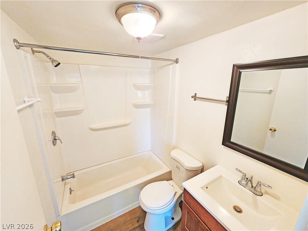 1080 West Windsong Lane B Property Photo 14
