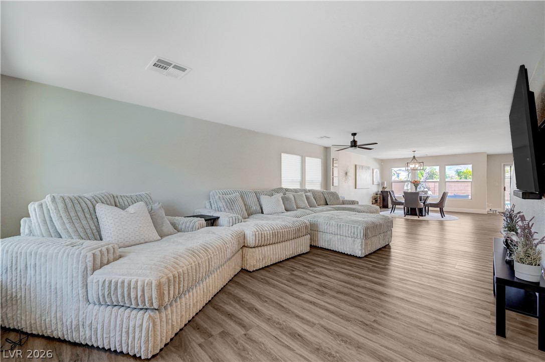 4916 Apache Valley Avenue Property Photo 3