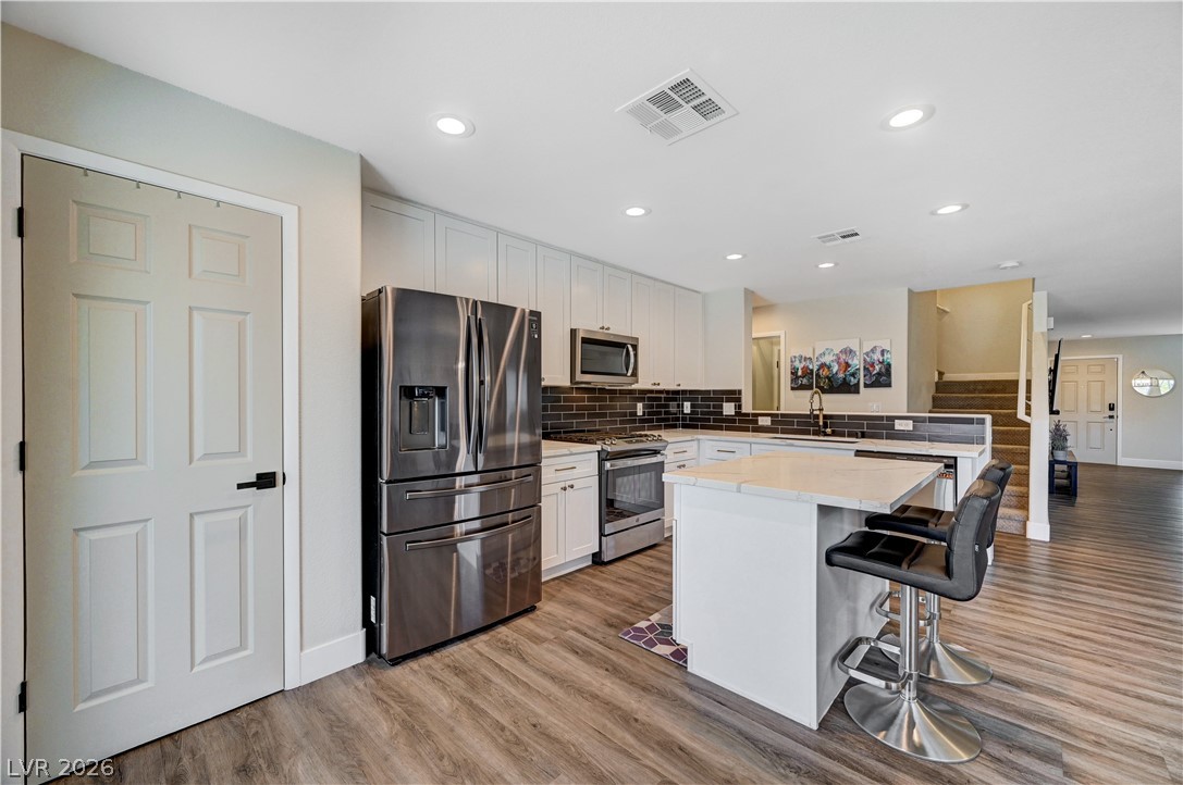 4916 Apache Valley Avenue Property Photo 12