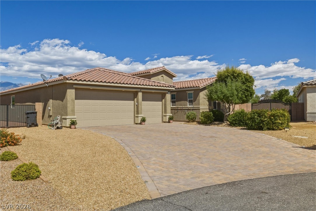 4700 Suntree Court Property Photo 1