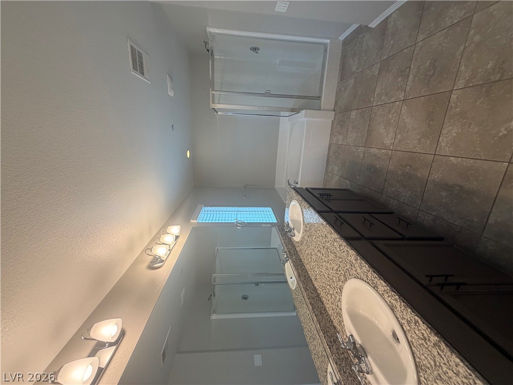 3001 Young Bouvier Avenue Property Photo 22