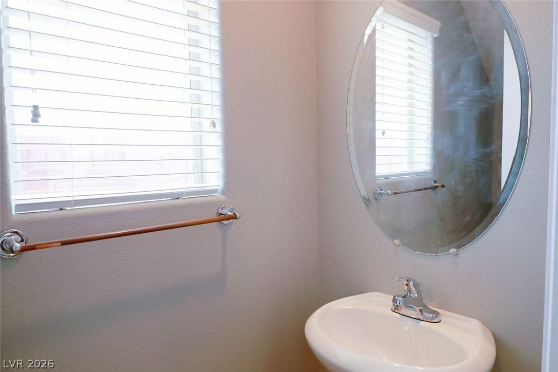 5095 Penryn Court Property Photo 6