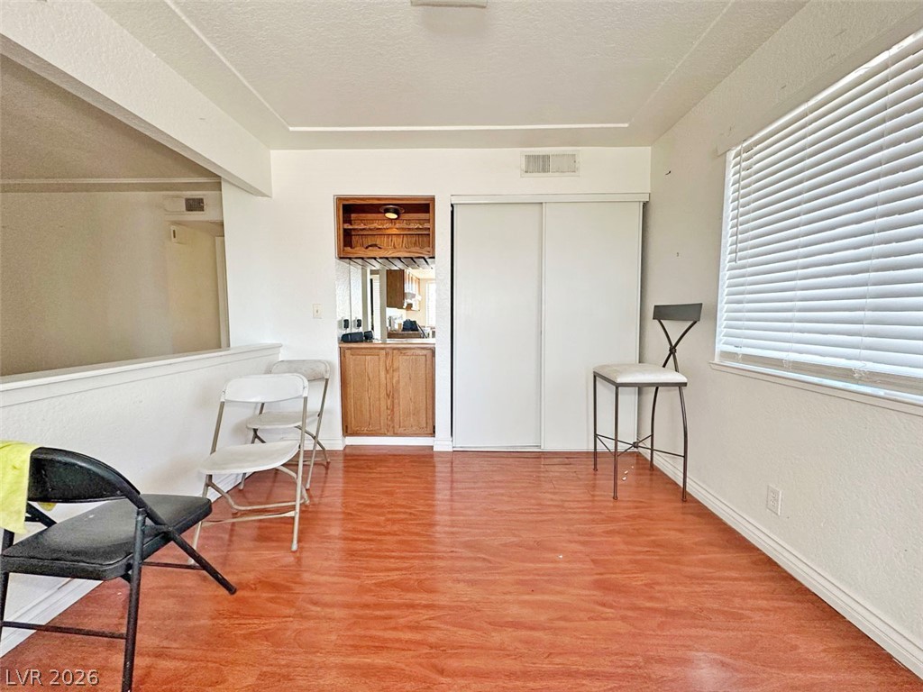 2205 Sun Avenue C Property Photo 9