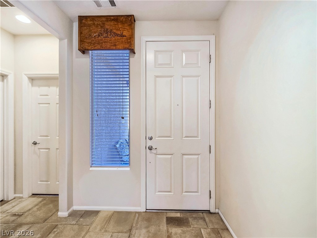 2485 Morrow Ridge Place Property Photo 5