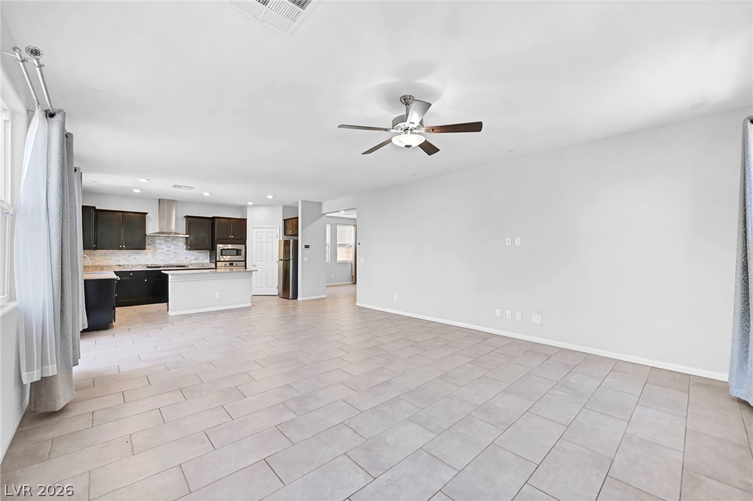 2664 Crystal Quartz Street Property Photo 3