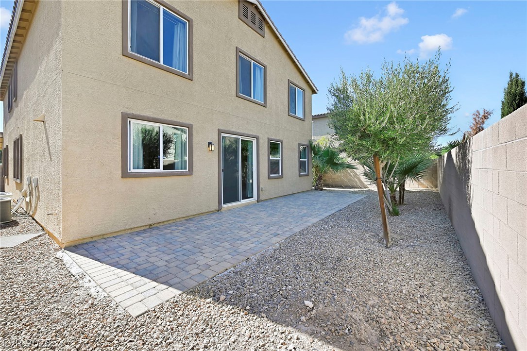 2664 Crystal Quartz Street Property Photo 42