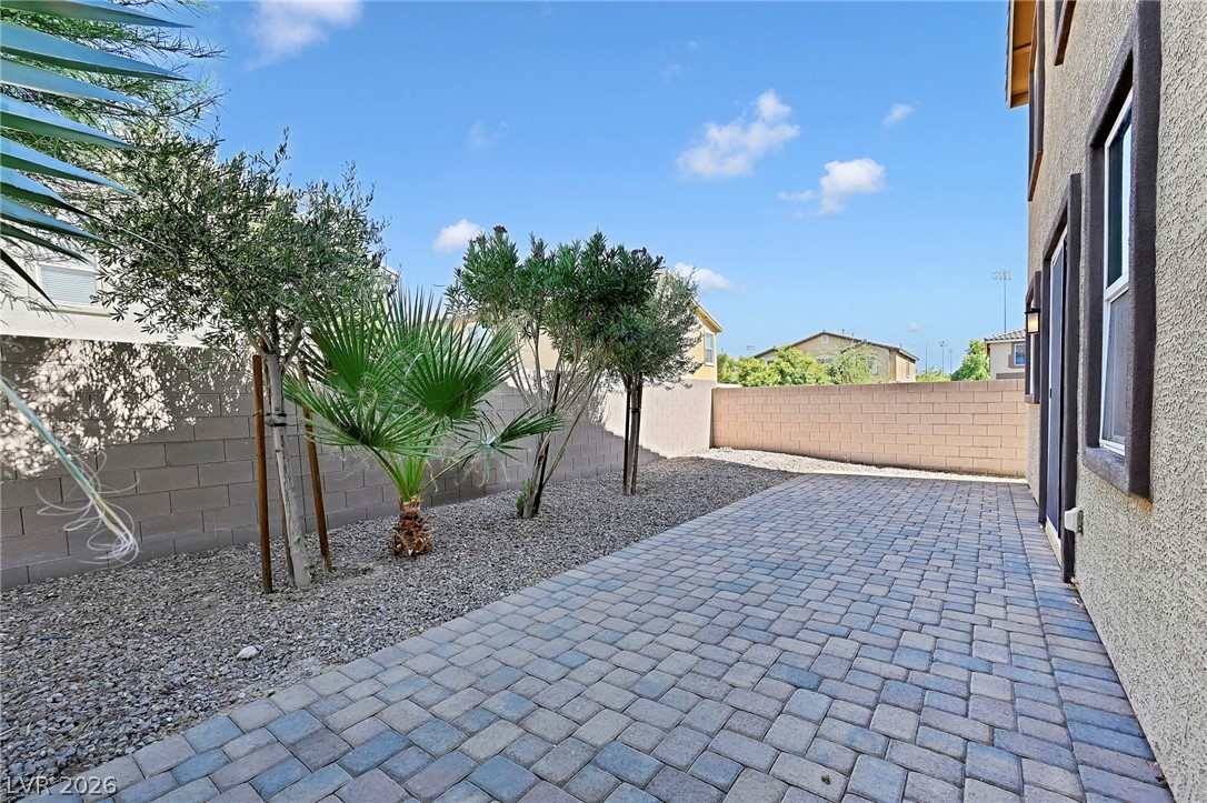 2664 Crystal Quartz Street Property Photo 44