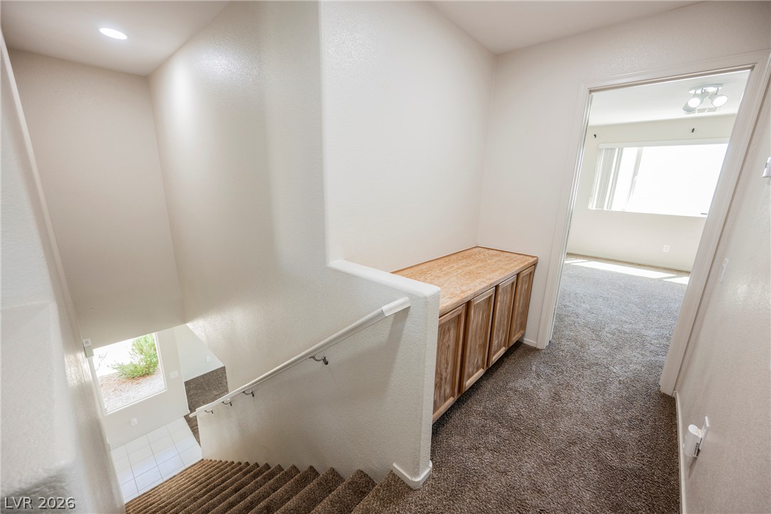 2728 Holmfault Street Property Photo 27