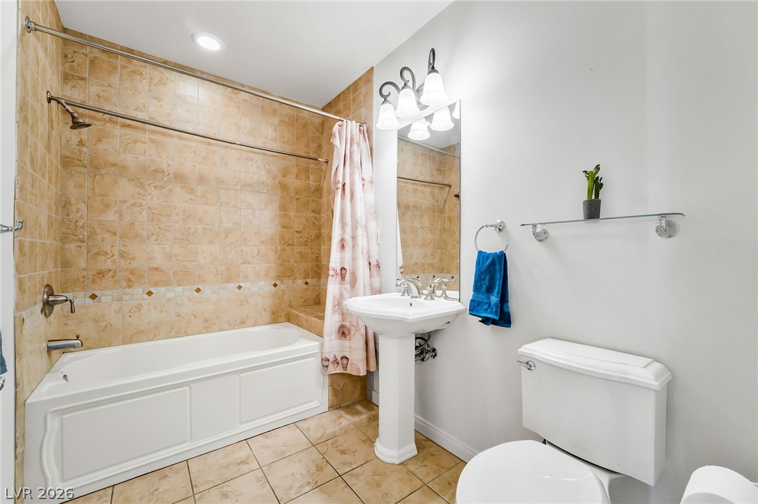 2405 West Serene Avenue 529 Property Photo 21