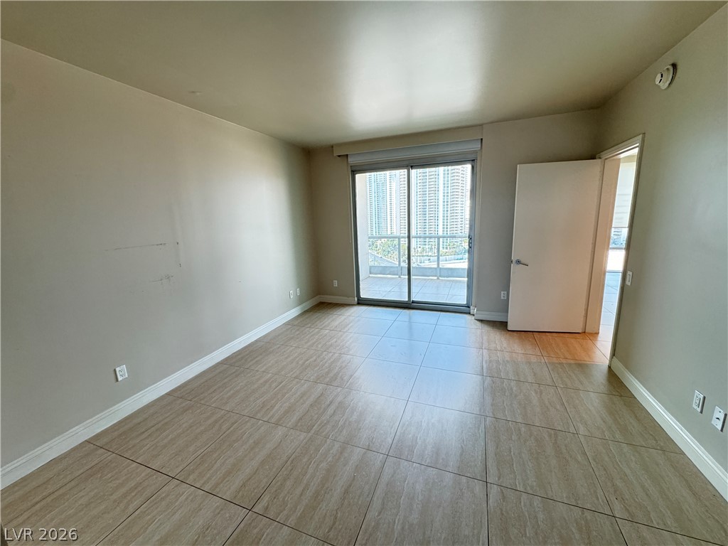 222 Karen Avenue 1602 Property Photo 11