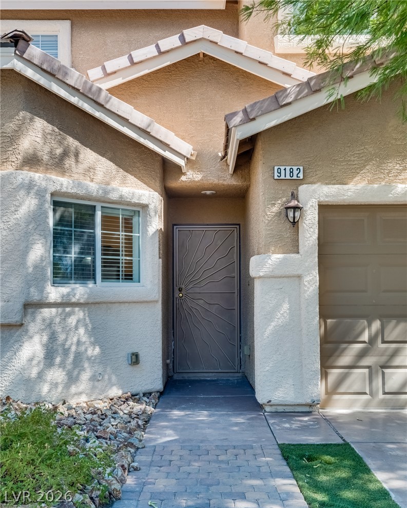 9182 Sunken Meadow Avenue Property Photo 4