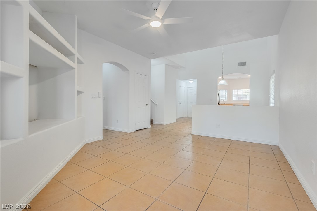 9182 Sunken Meadow Avenue Property Photo 7