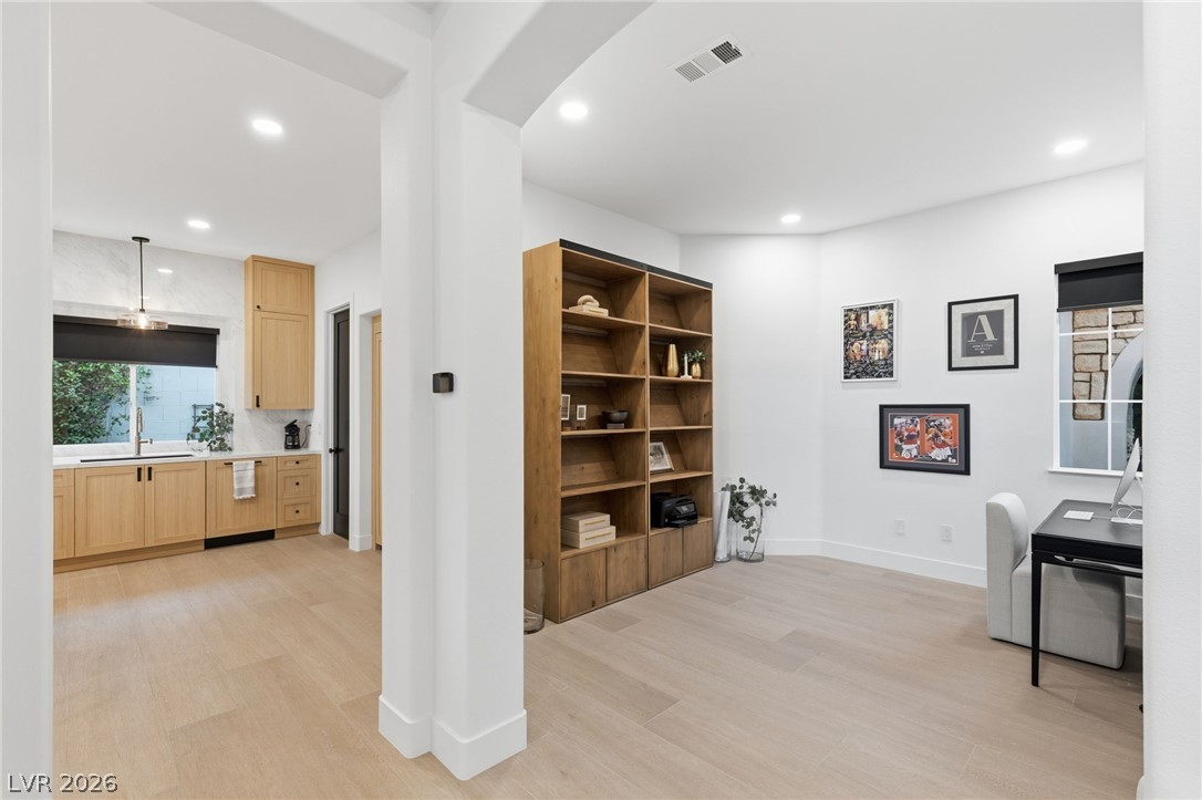 720 Sir James Bridge Way Property Photo 17