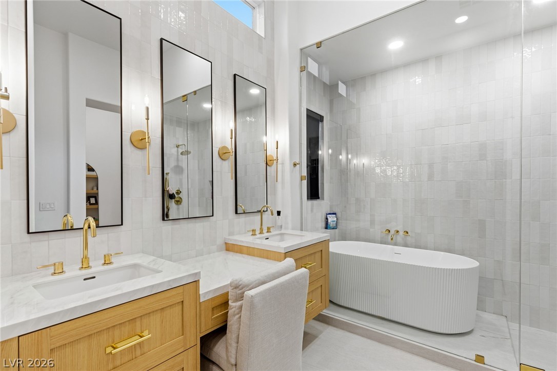 720 Sir James Bridge Way Property Photo 20