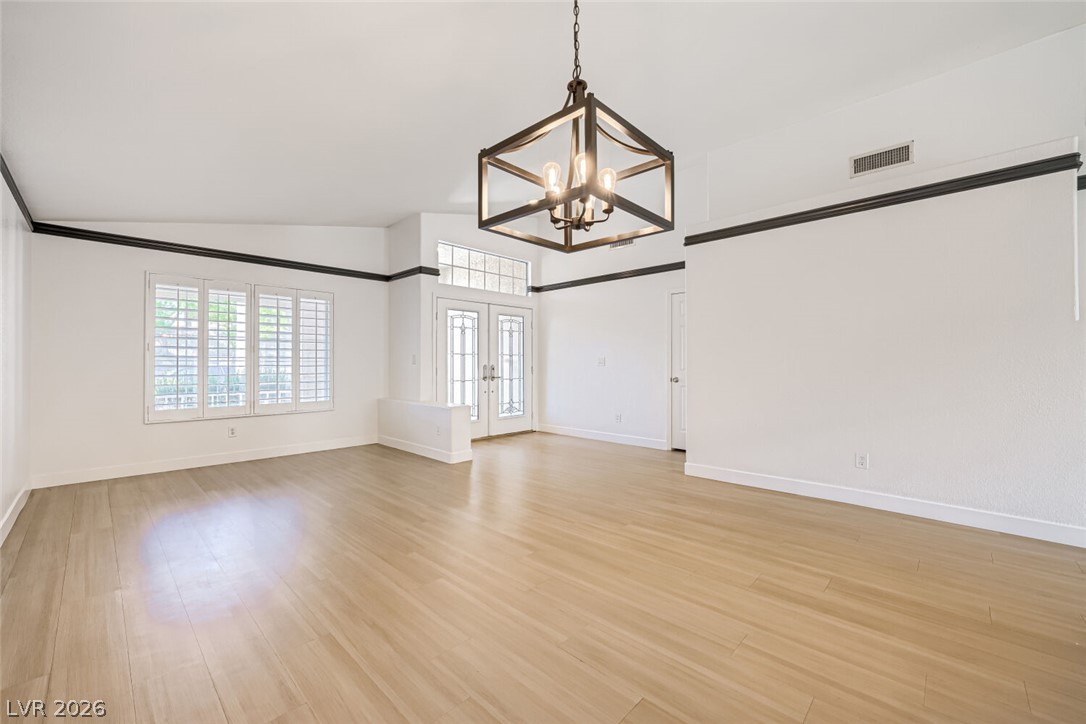 10236 Desert Wind Drive Property Photo 5