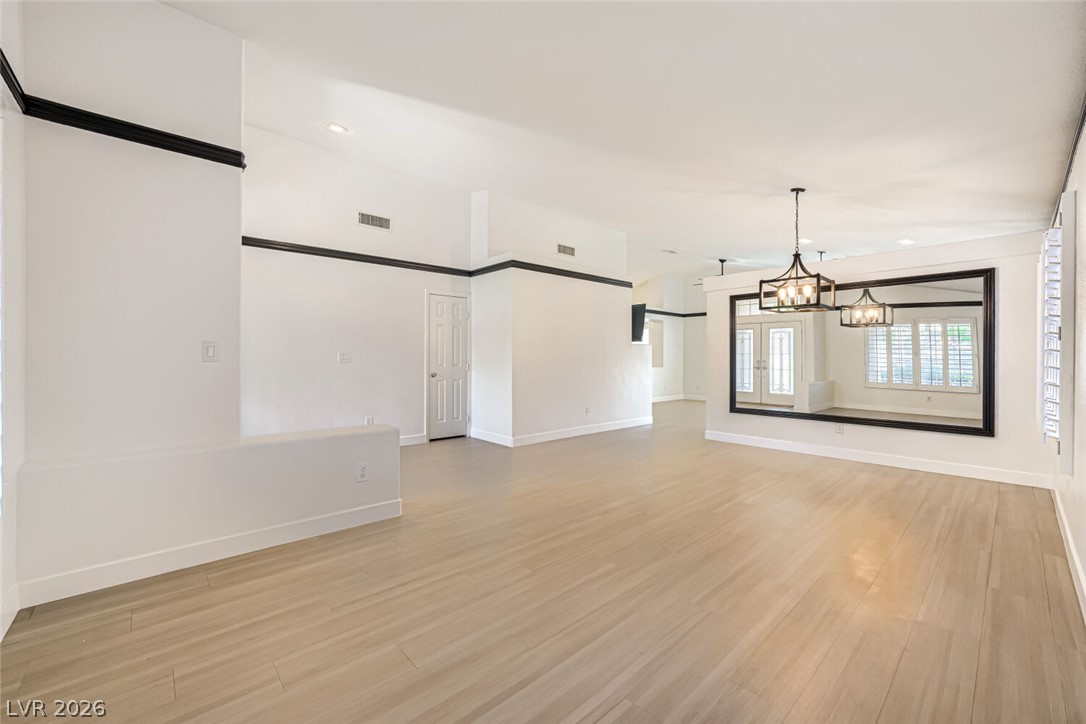10236 Desert Wind Drive Property Photo 6