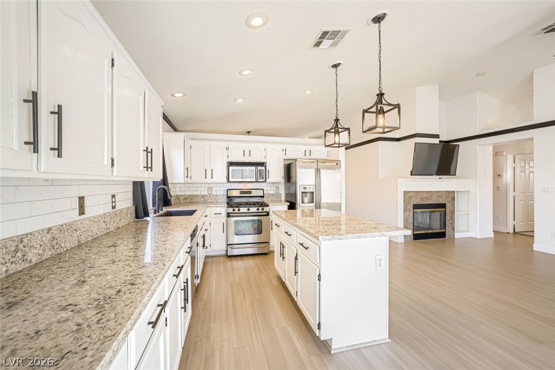 10236 Desert Wind Drive Property Photo 12