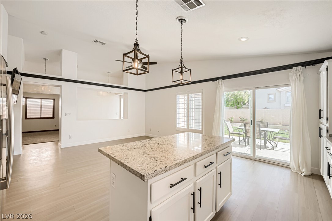 10236 Desert Wind Drive Property Photo 13
