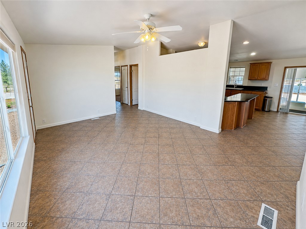 4761 West Medicine Man Road Property Photo 7