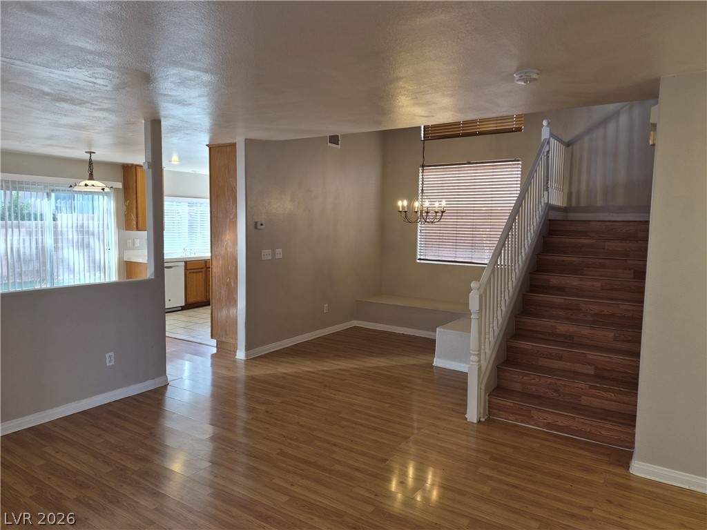 2806747 Property Photo 3
