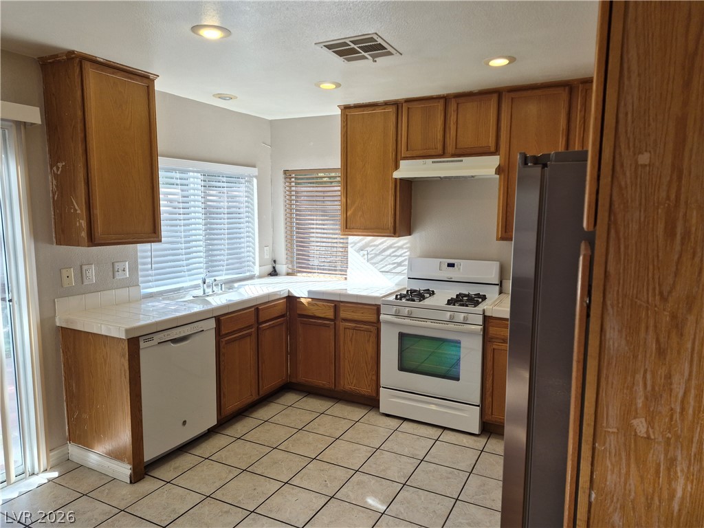 2806747 Property Photo 6