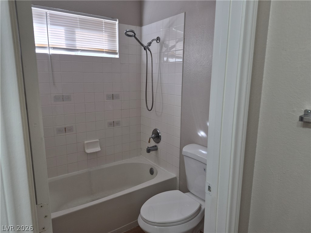 2806747 Property Photo 13