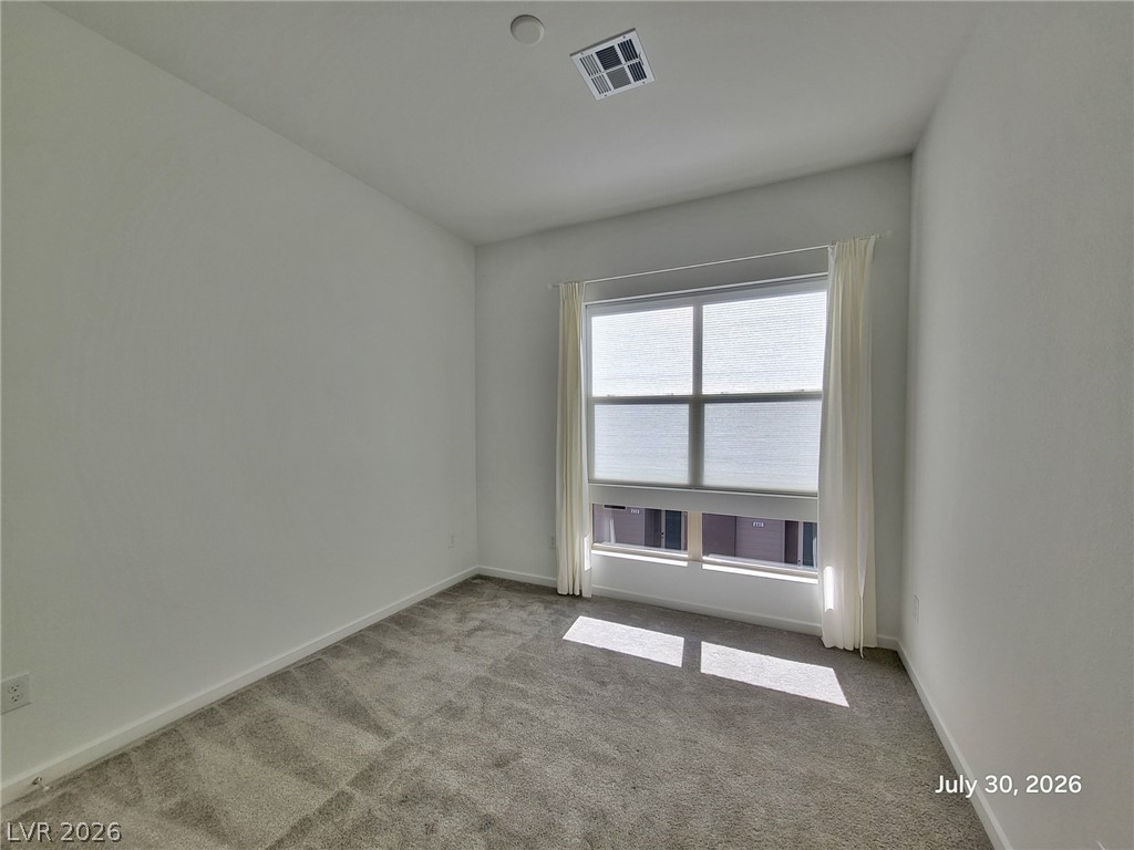 643 Fortis Creek Street Property Photo 13